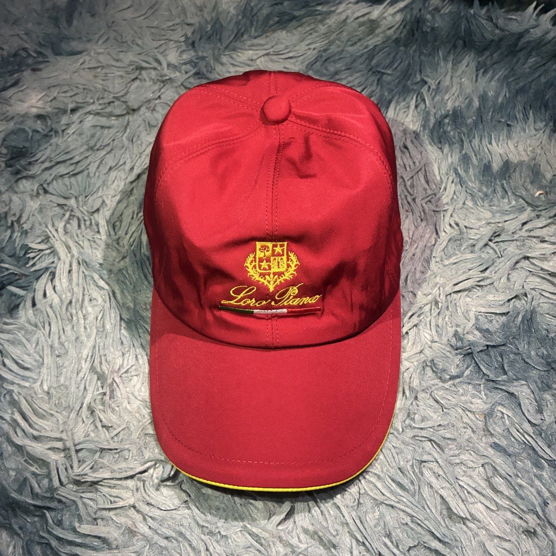 Loro Piana Baseball Cap — Script Logo (Category: Caps & Hats) located in Cabuyao City. Submitted by fffrag (Listing ID 1435056941, Image 1). Description: .