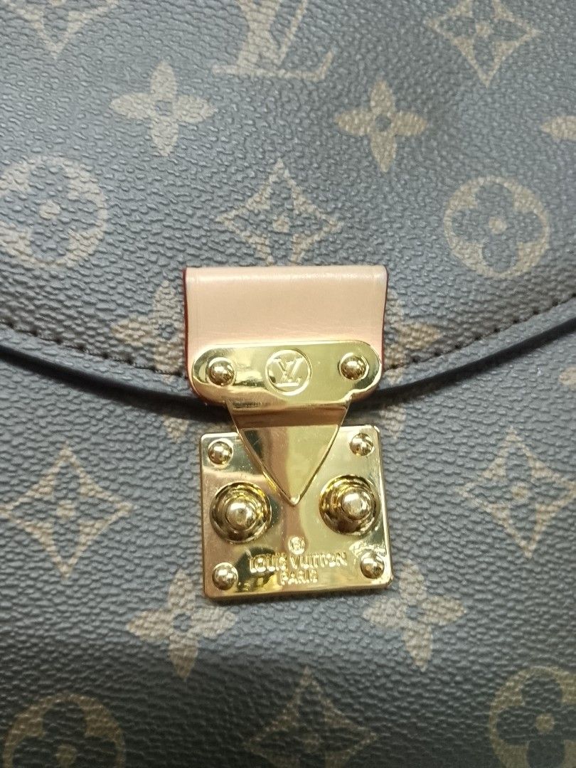 Louis Vuitton (Category: Luxury Bags & Wallets) located in Baguio. Submitted by luxuryitembags (Listing ID 1435032663, Image 2). Description: 2nd Hand Bag (original) Leather material Made in france (coded) dustbag inclusion only.