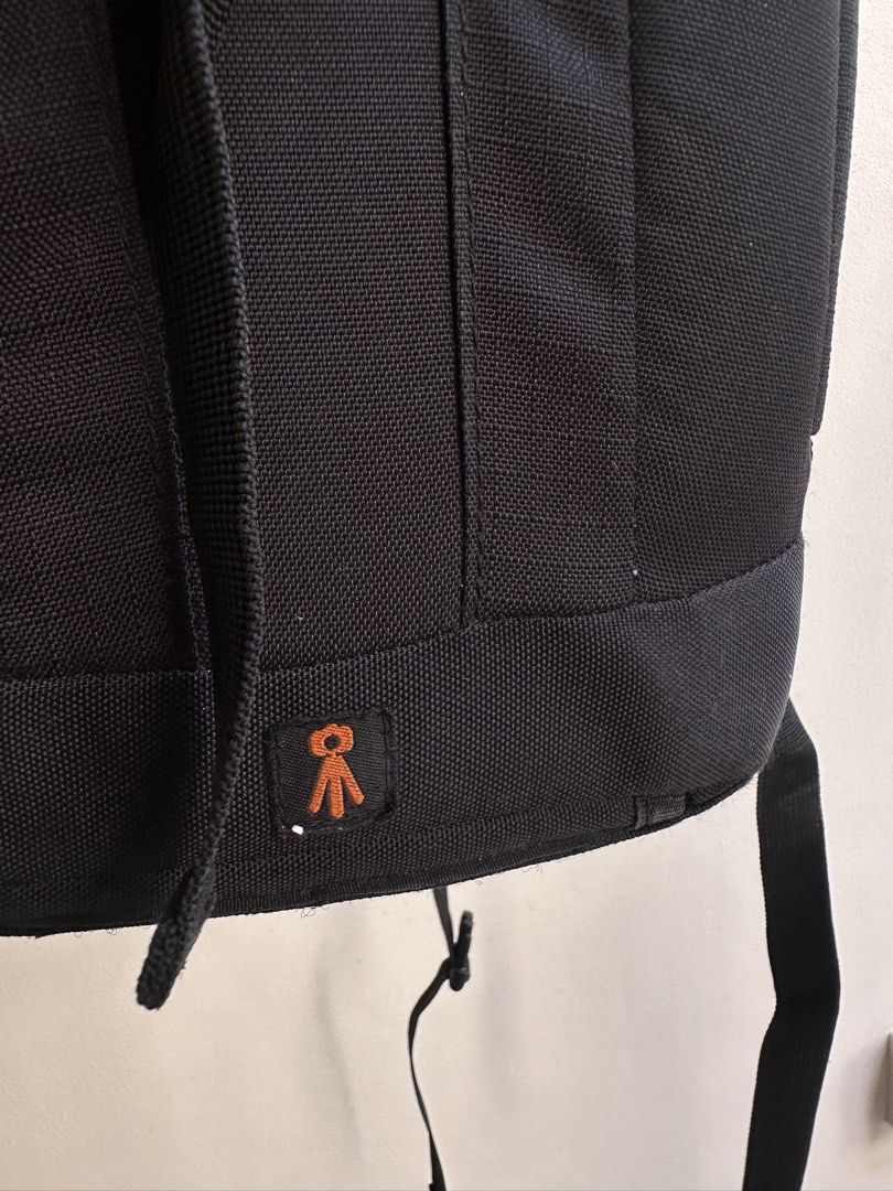 Lowepro Flipside 200 Camera Backpack (Category: Camera Bags & Carriers) located in Caloocan City. Submitted by kween.of.decluttering (Listing ID 1435013169, Image 3). Description: - Lowepro Flipside 200 camera backpack - Black exterior - Padded shoulder straps for comfort - Top handle for easy carrying - Multiple compartments for gear organization - Straps to secure equipment - Features the Lowepro logo - Model name: Flipside 200.