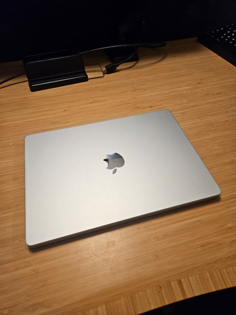 M1 Pro 32gb 1tb MacBook Pro 14 inch439976468677939201