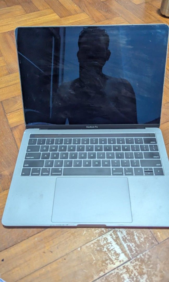 MacBook Pro 13inch441399761091307523