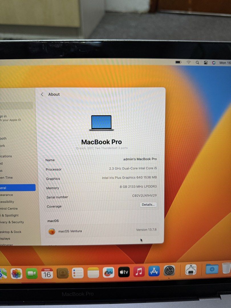 MacBook Pro 13-inch  2017440574797415065602