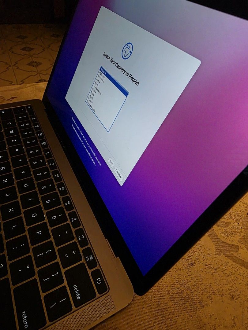 MacBook Pro 2016439976469611171846
