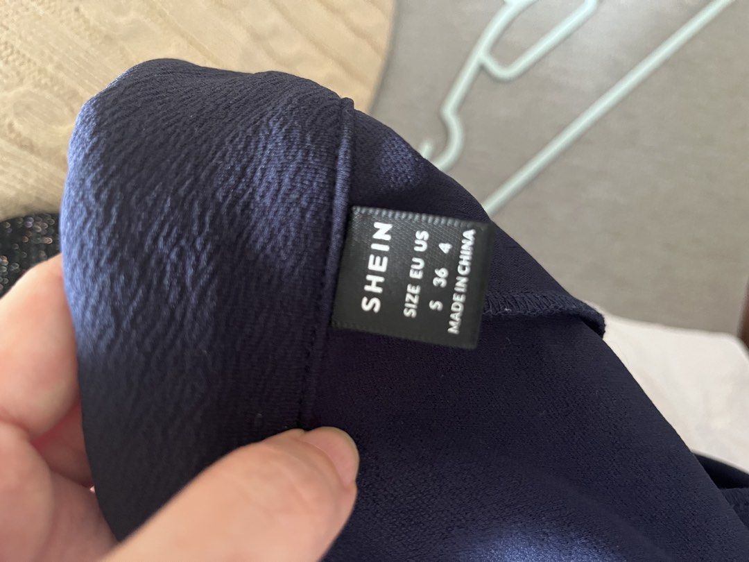 Navy Blue Blazer (Category: Coats, Jackets and Outerwear) located in Pasig City. Submitted by TrishODeclutter (Listing ID 1435074798, Image 3). Description: - Brand new, never used, just washed - Shein Lune navy blazer - Size: S RFS: Decluttering pre-pregnancy clothes, does not fit anymore 🥲 Pick up: Pasig, near Tiendesitas (buyer books for pick up).