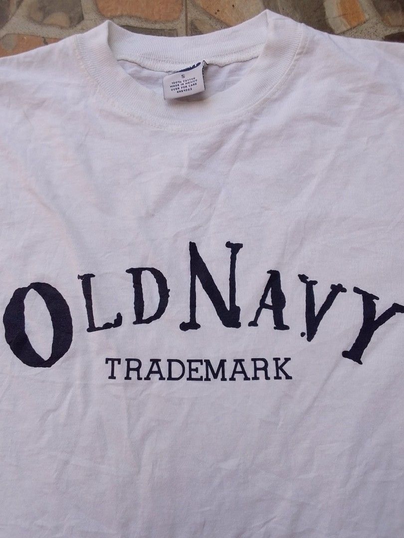 Old Navy Vintage 90's Shirts (Category: Tshirts & Polo Shirts ) located in Cebu City. Submitted by dexterjam (Listing ID 1435155257, Image 3). Description: Excellent Condition 9.7/10 Color rate Color may vary Size Small on tag Width: 21.5 Length: 27.5 No issue 🏷️500 + sf Location: Talamban, Cebu City Vc for Unli Vouch.
