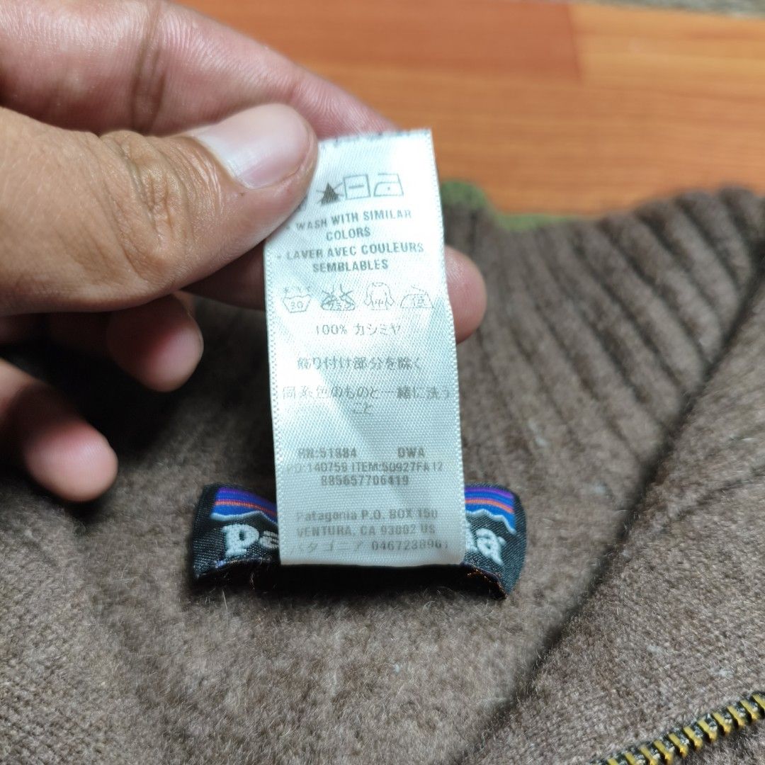 PATAGONIA QZIP CHOCO BROWN (Category: Activewear) located in Cavite. Submitted by erwheen (Listing ID 1435024215, Image 3). Description: PATAGONIA QZIP CHOCO BROWN SIZE MEDIUM DIMES 20W 24L EXCELLENT CONDITION COLOR RATE 9/10 NO ISSUE 1200 PLUS SHIPPING MOP GCASH COURIER J&T/LALAMOVE NO COD/COP LOCATION CAVITE CITY.