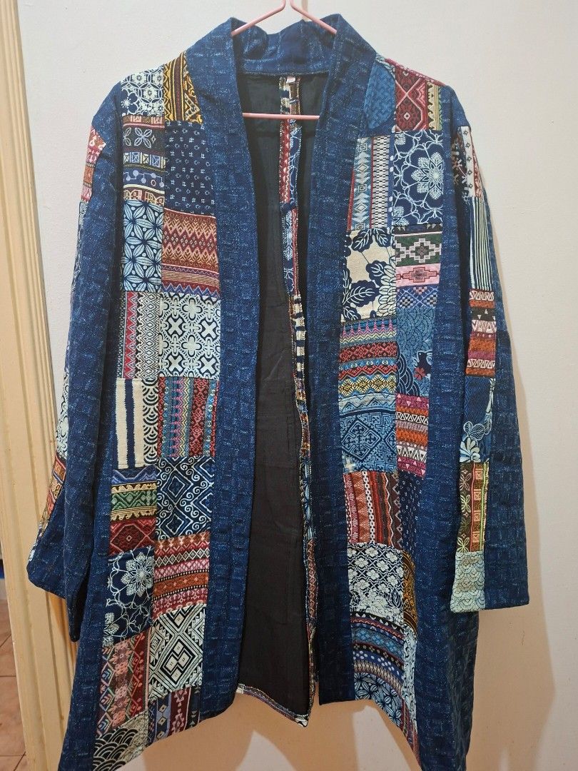 Patchwork Denim Jacket (Category: Coats, Jackets and Outerwear) located in Paranaque City. Submitted by mich_uy1516 (Listing ID 1435005387, Image 1). Description: - Patchwork denim jacket - Features a unique mix of patterns and colors - Classic open front design - Long sleeves from Chiang Mai pasabuy.