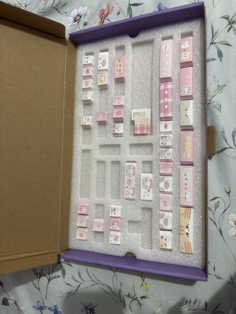 Pink Mechanical Keyboard with Cat Keycaps440583026870200322