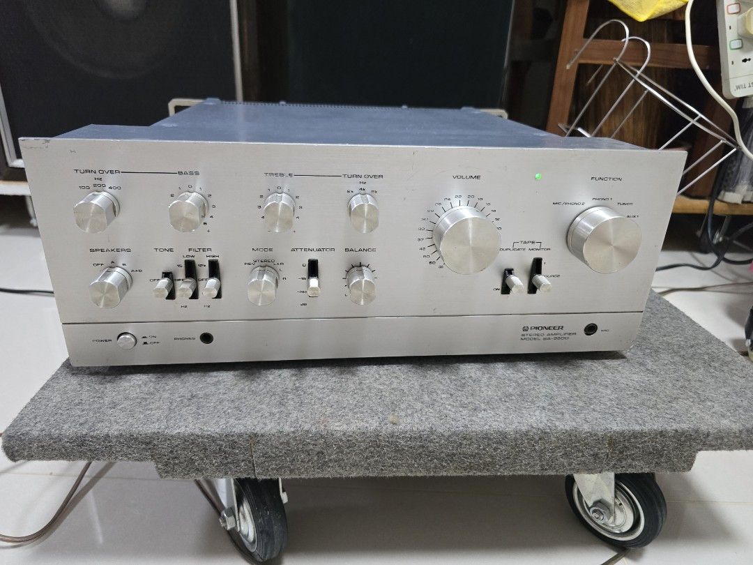 Pioneer SA-9500 Stereo Amplifier