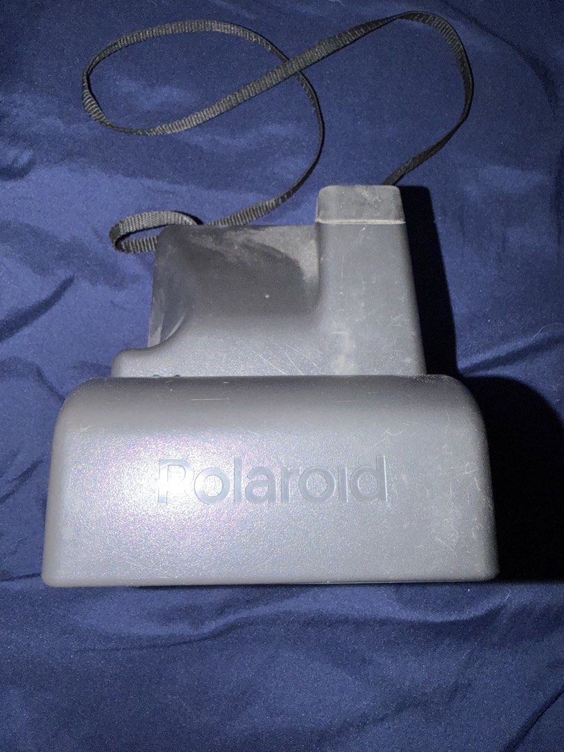 POLAROID INSTANT CAMERA (VINTAGE) (Category: Cameras) located in Quezon City. Submitted by jannyfinds (Listing ID 1435045306, Image 2). Description: ALL CAMERA NOT TESTED IF WORKING : i just love displayings vintage cameras Pm 4,500lp Thanks.