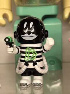 （分類：）位於 。 由 hungryminions 提交（商品編號 1435145966，圖片 1）。簡介： 。