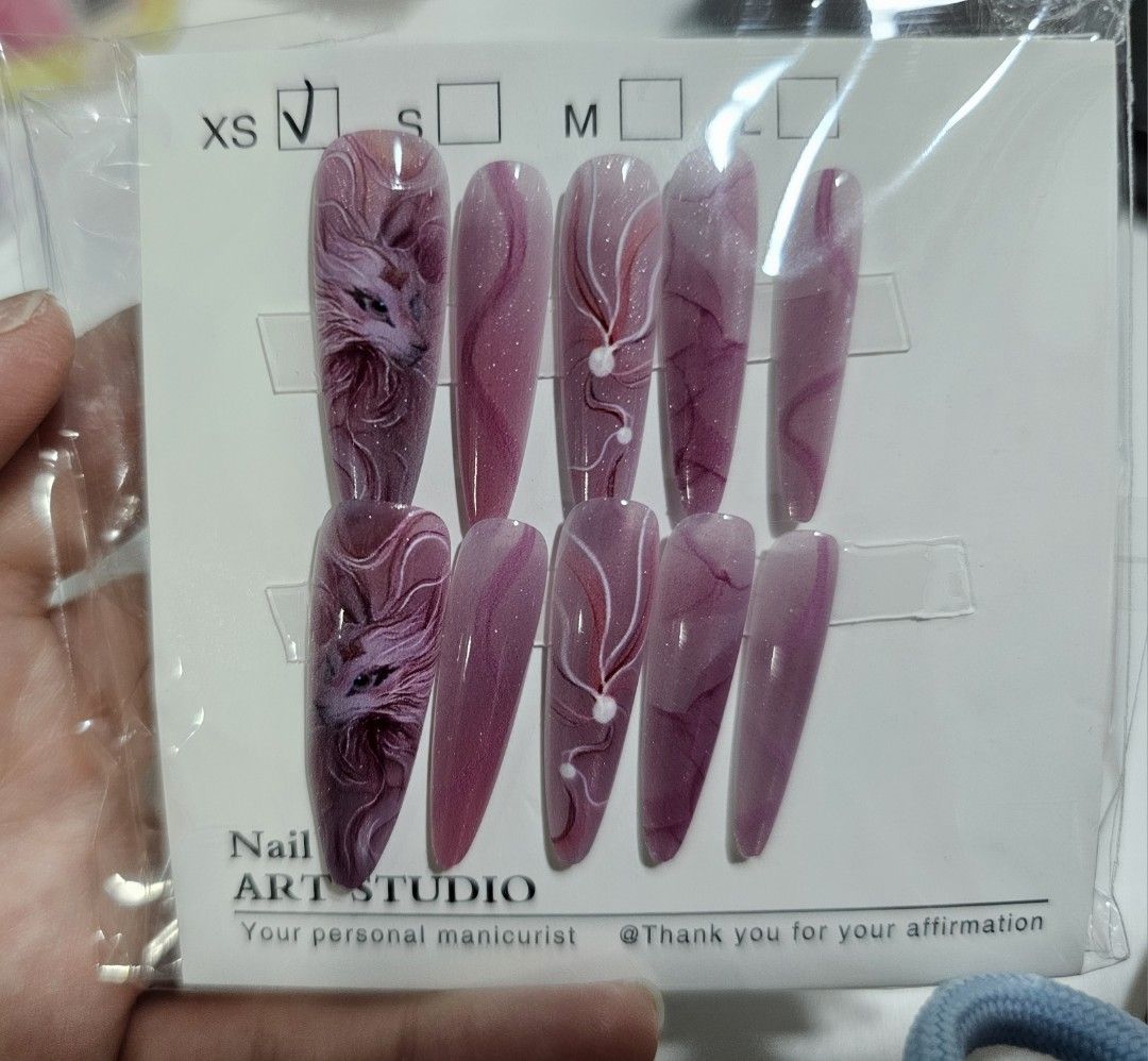 Press on nails (Category: Hands & Nails) located in Singapore. Submitted by junnyan (Listing ID 1435136102, Image 1). Description: Both for $6 Size: XS Fox: 10pcs pink/jewel: 24pcs including prep set, glue, double sided tape Brought wrong, too long....