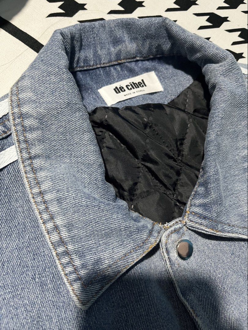 Puff Jacket (Category: Coats, Jackets and Outerwear) located in Valenzuela. Submitted by sterlings (Listing ID 1434998754, Image 3). Description: Light weight puff jacket Loc. Valenzuela MOP. GCASH Size: Small to Med Jnt Lalamove .