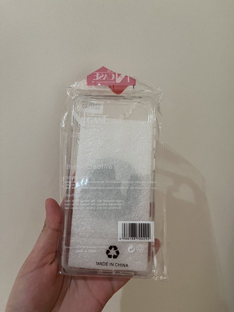 Samsung Galaxy S24 Plus Phone Case (Category: Cases & Sleeves) located in Quezon City. Submitted by annalas (Listing ID 1435124482, Image 2). Description: as per image, transparent phone case with ring Samsung Galaxy S24 Plus RFS : wrong model ordered .