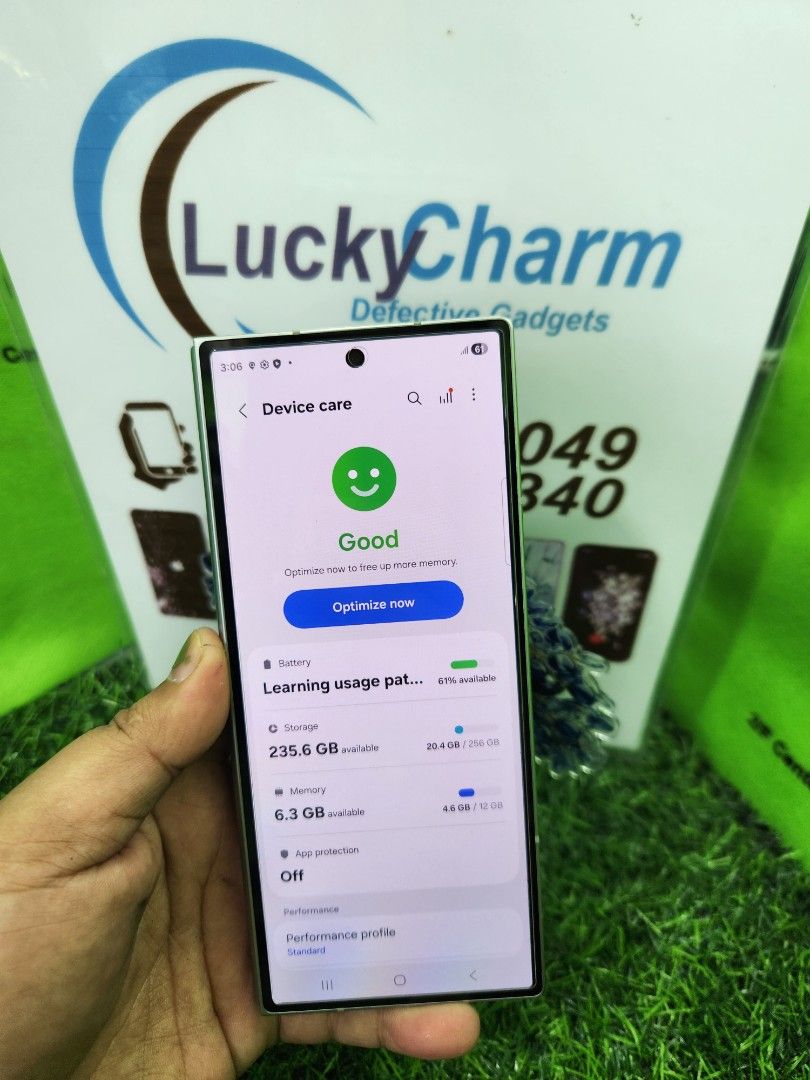 SAMSUNG GALAXY Z FOLD 6 (Category: Samsung) located in Pasig City. Submitted by charm28. (Listing ID 1435059966, Image 3). Description: SAMSUNG GALAXY Z FOLD 6 12/256gb ALL GOODS AT WORKING NO REPAIR HISTORY GAMING PHONE PEDE PANG BACK UP PHONE SCREEN TESTED SIGNAL TEST CAMERA SOBRANG LINAW FRONT SCREEN ONLY YUNG MAGAGAMIT HONEST ISSUE ILALAGAY SA NOTE PARA AWARE KA! NOTE* *SEE POSTED PICTURE SA MAIN SCREEN HINDI NA TOTOUCH napaka obvios po yung 