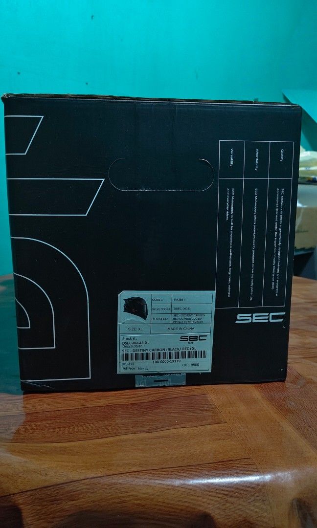Sec Destiny Carbon (Black/Red) XL (Category: Helmets and other Riding Gears) located in Mandaluyong City. Submitted by mikekol24 (Listing ID 1435056323, Image 2). Description: Brand new size XL Sinukat lang. Freebies: 2 additional lens (black and transparent) 1 Sec helmet hook 1 Sec balaclava RFS: Masikip sakin meet/pick up - Mandaluyong.