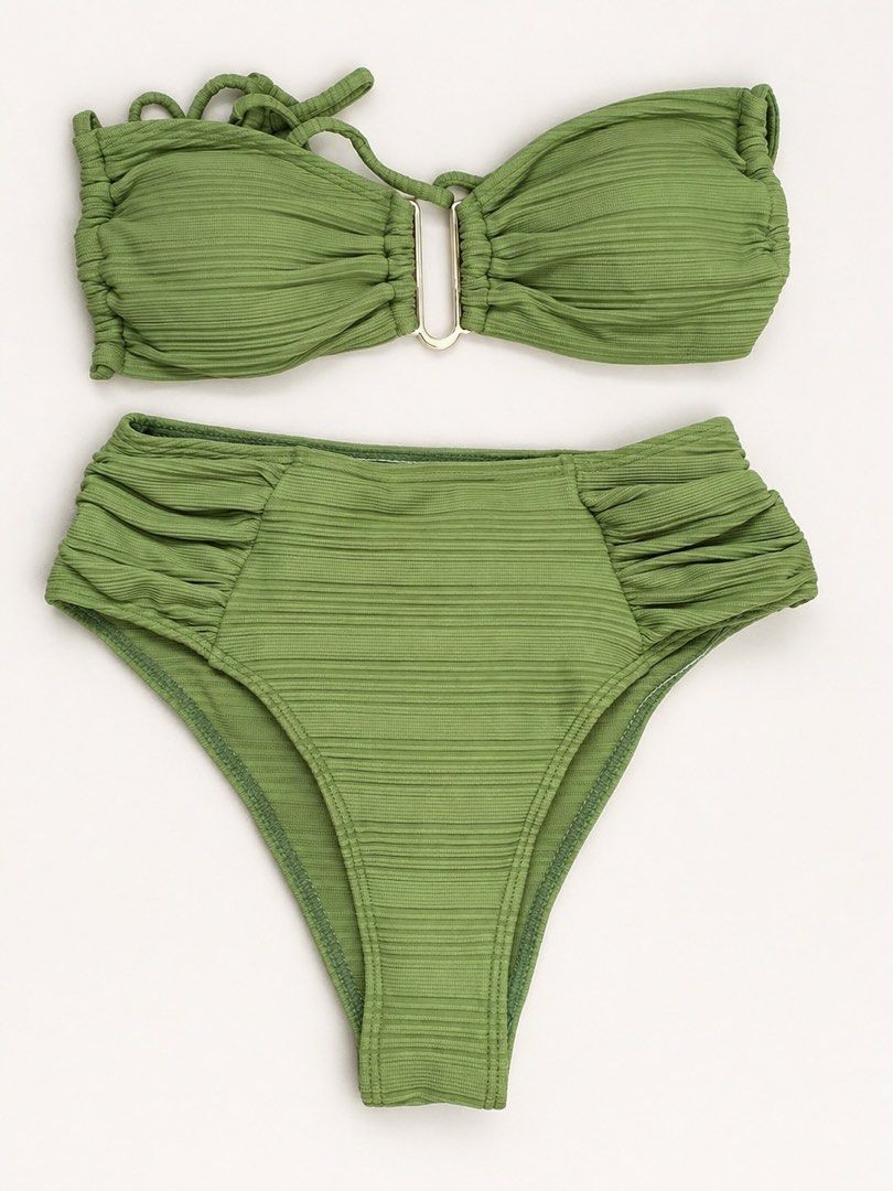 SHEIN Textured Biniki Set - Green (Category: Bikinis & Swimsuits) located in Santa Rosa. Submitted by neloved_ (Listing ID 1435016121, Image 1). Description: Size: Small on tag Used once Shipping via LBC or Lalamove - P150.00.