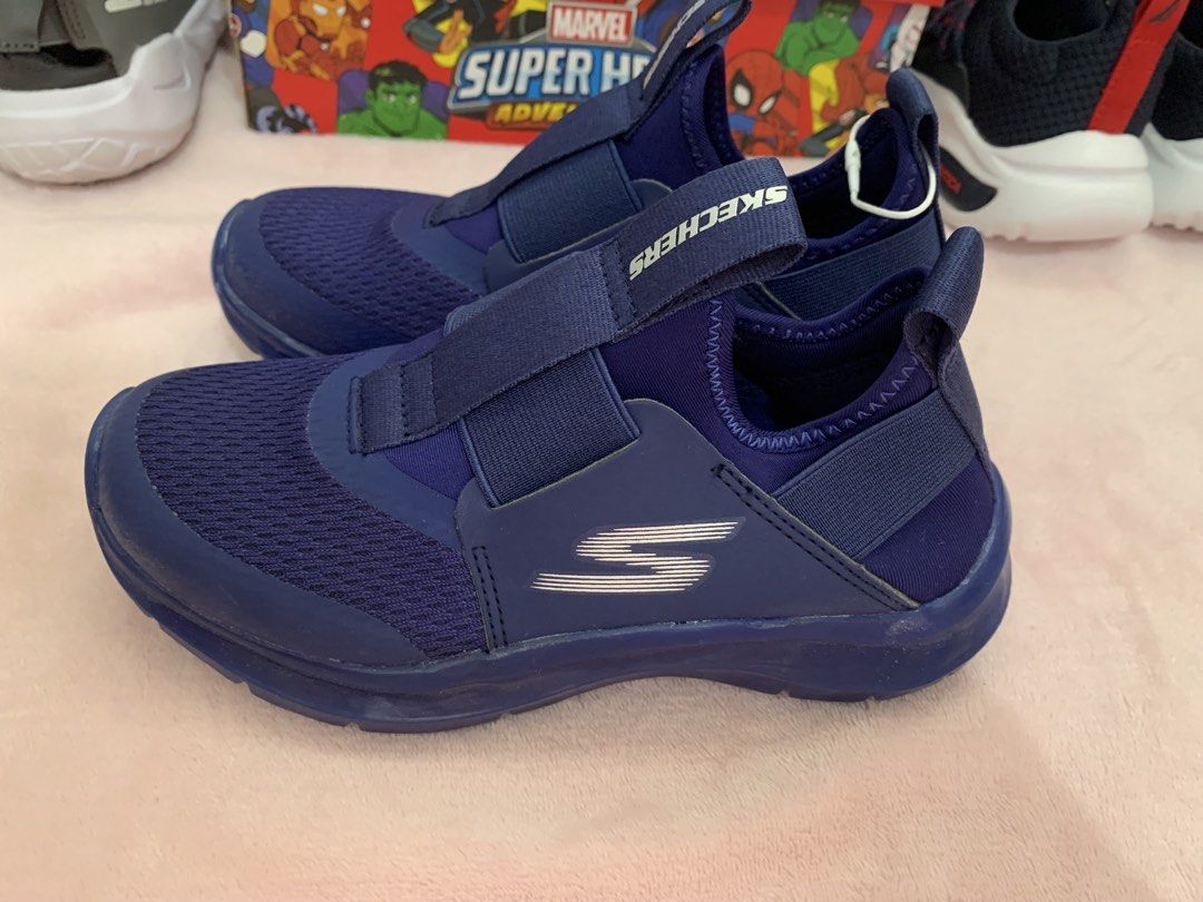 Skechers Boys Skech Fast Ice - Navy (Category: Babies & Kids Fashion) located in Mandaluyong City. Submitted by nescreates (Listing ID 1435111949, Image 1). Description: Padala from US . With tag Size US 13.5 Color navy blue So nice and comfortable to wear . Slip on . .