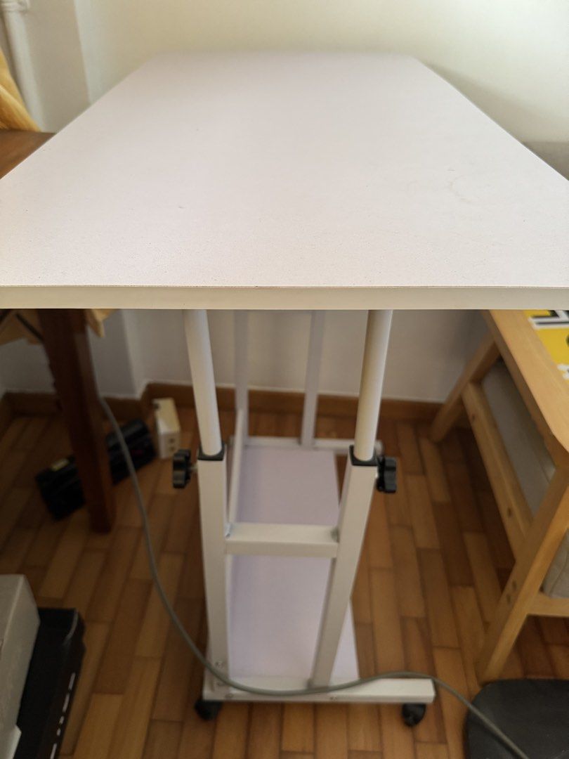 Study Table (Category: Tables & Sets) located in Singapore. Submitted by triel06 (Listing ID 1435091483, Image 2). Description: Study table.