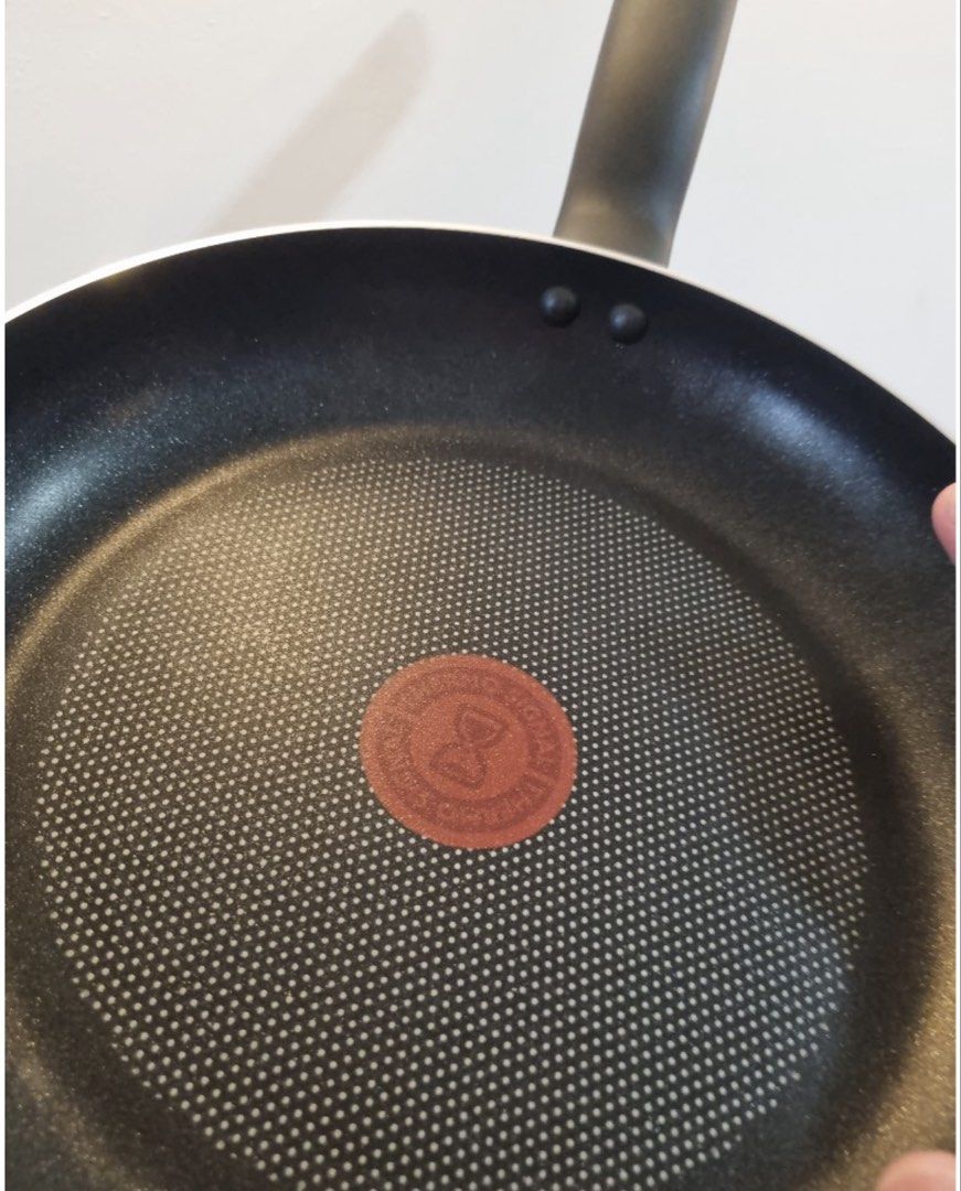 Tefal Non-Stick Frying Pan 25cm440528075678689282