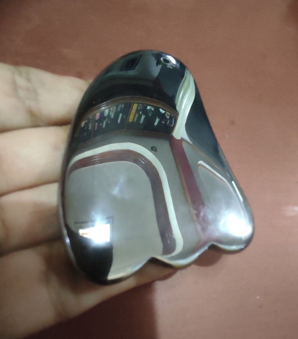 Terahertz Energy Stone Gua Sha Tool (Category: Face Care) located in Las Pinas. Submitted by lawki_stuff (Listing ID 1434999857, Image 2). Description: -Terahertz Gua Sha - For facial and body massage - Smooth, polished surface - Curved edges - Dimensions: 70mm x 50mm x 6.6mm - Promotes blood circulation - Relieves muscle tension.