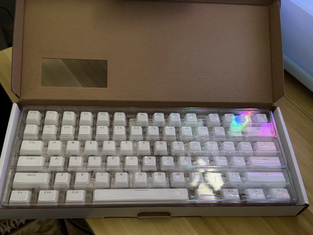 Transparent Keycaps440106307960842240