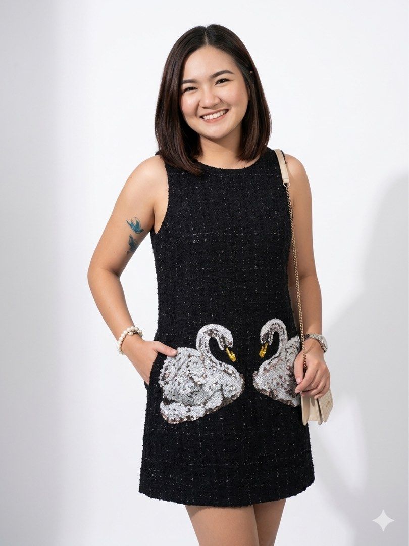 TWEED Dress with pocket (Category: Dresses) located in Quezon City. Submitted by ddpreloveditems (Listing ID 1435125420, Image 1). Description: Very nice in actual Payment thru Gcash Shipment thru Shoppee checkout.