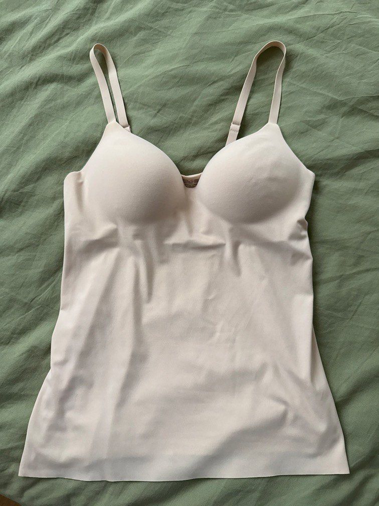 Uniqlo Airism in Shell (Category: Sleeveless) located in Manila. Submitted by copthatstuff (Listing ID 1435042778, Image 1). Description: .