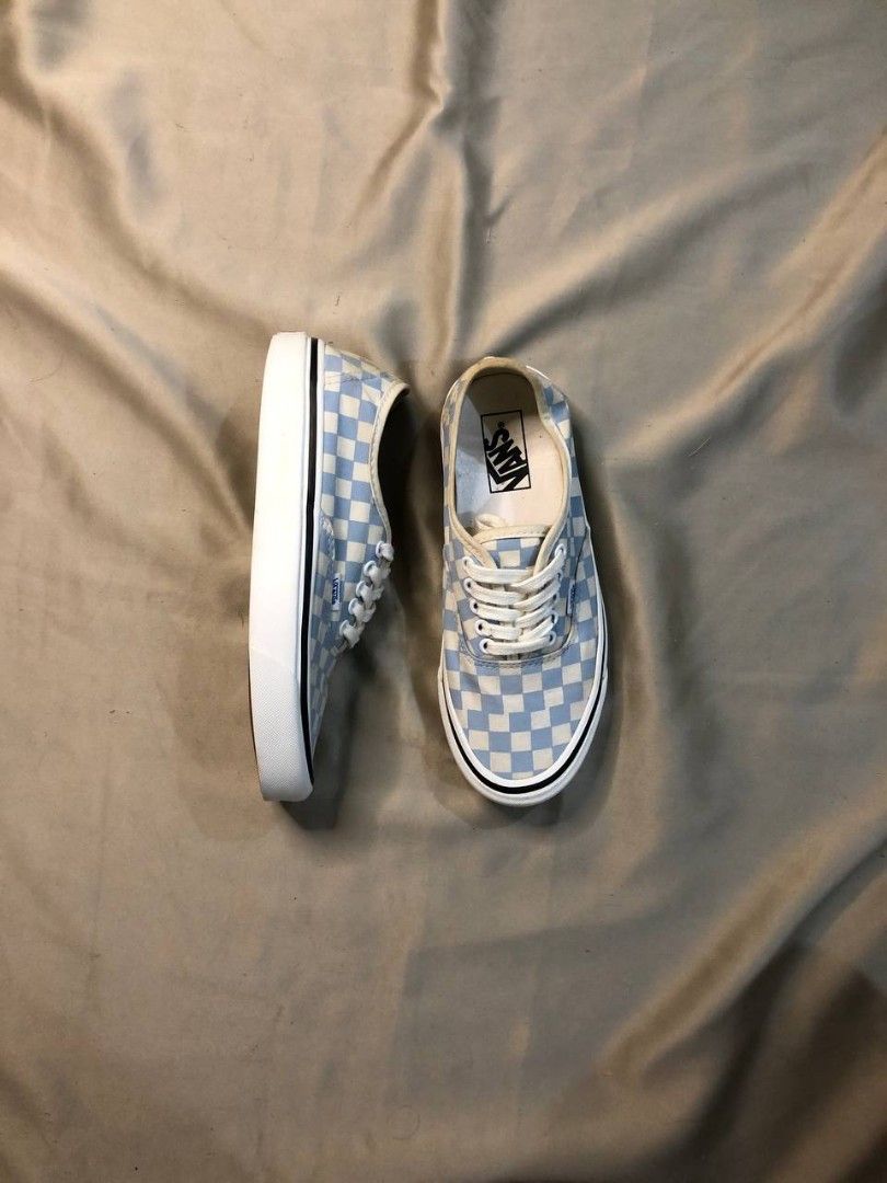 Vans Authentic Checkered Light Blue 🔥 (Category: Sneakers) located in Quezon City. Submitted by sjts22 (Listing ID 1435145716, Image 3). Description: •Excellent condition •Good as new.