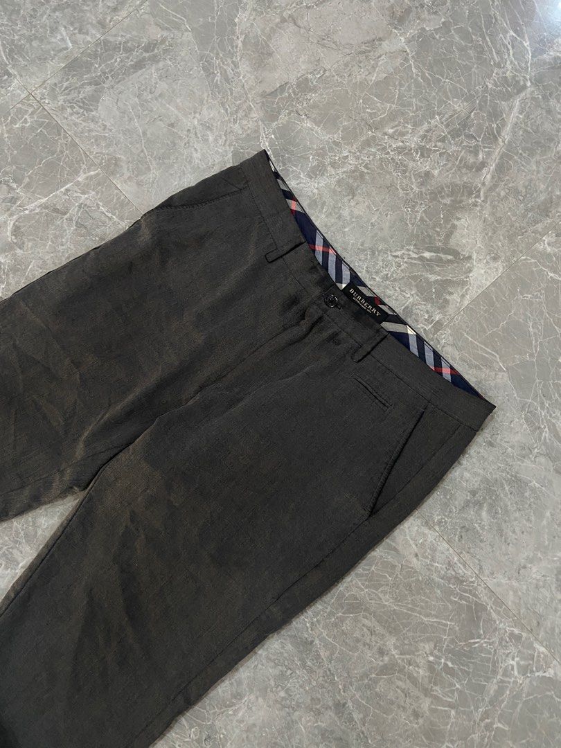 Vintage 80s Burberry Trousers (Category: Jeans) located in Angeles City. Submitted by bettyboop1k (Listing ID 1435168867, Image 2). Description: W34 -perfect for casual outfits, formal, or formal wear. -can match with almost anything - its vintage! grab it before its gone * Details in every picture * Some items need wash due to storage * Color may vary due to lighting * No Return/No Refund.