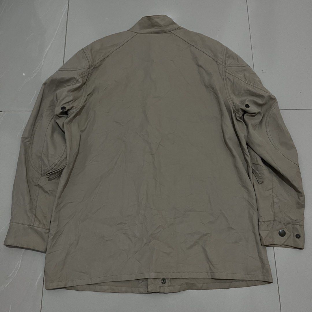 VINTAGE BELSTAFF PANTHER JACKET (Category: Luxury Apparel) located in Cagayan de Oro. Submitted by middlesosa (Listing ID 1435127787, Image 2). Description: VINTAGE BELSTAFF PANTHER JACKET SIZE MEDIUM - LARGE FITTINGS WIDTH - 21 inches LENGTH - 30 inches SLEEVE - 25 inches SHOULDER - 18 inches MADE IN ITALY GOOD CONDITION (need wash) 5k pesos.