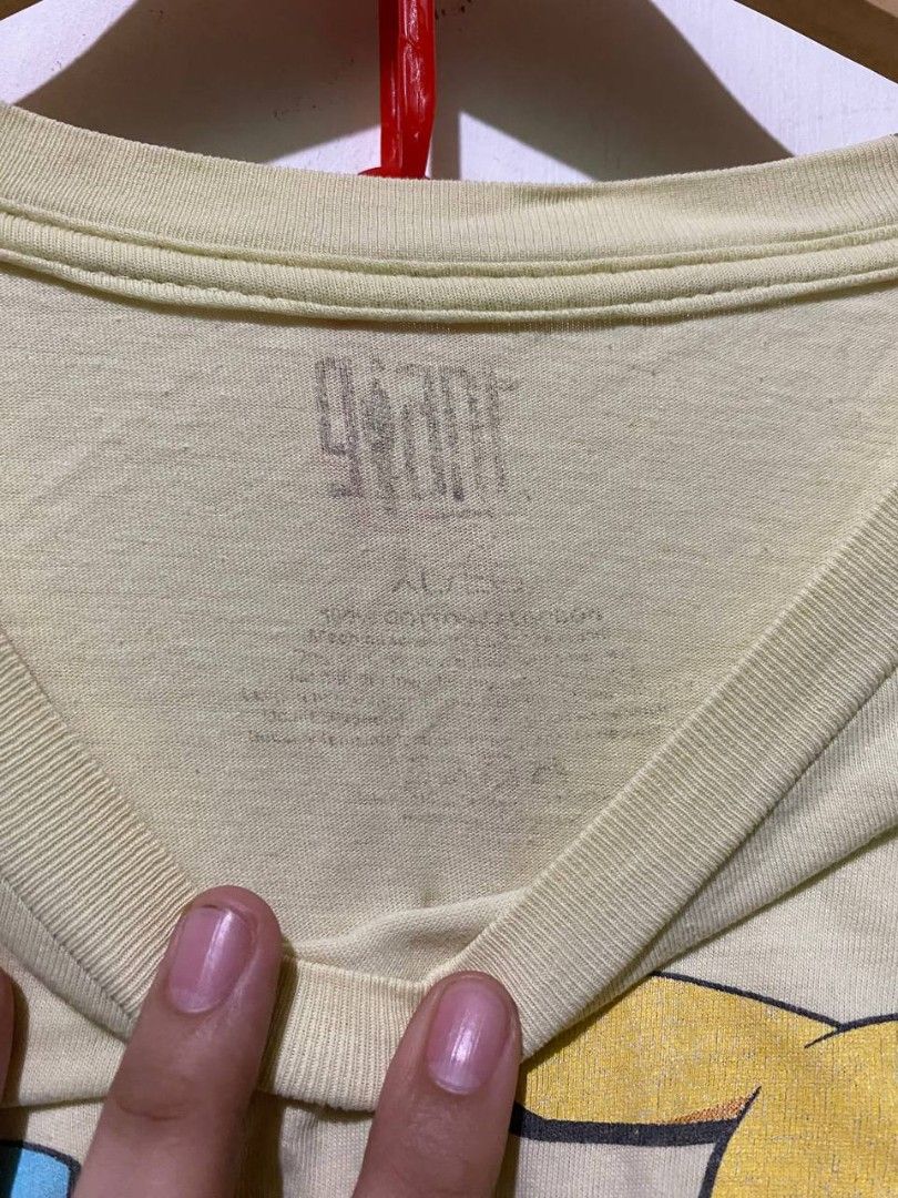Vintage Pokemon Giant print tag dated 2009 (Category: Tshirts & Polo Shirts ) located in Paranaque City. Submitted by brynerjayss (Listing ID 1435126368, Image 2). Description: 24x28.5 no issue Giant print tag hairline crack prints.