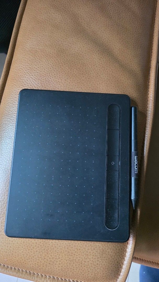 Wacom Intuos Drawing Tablet440003354596495363