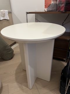 （分類：）位於 。 由 disneyslave 提交（商品編號 1435100094，圖片 1）。簡介： 。