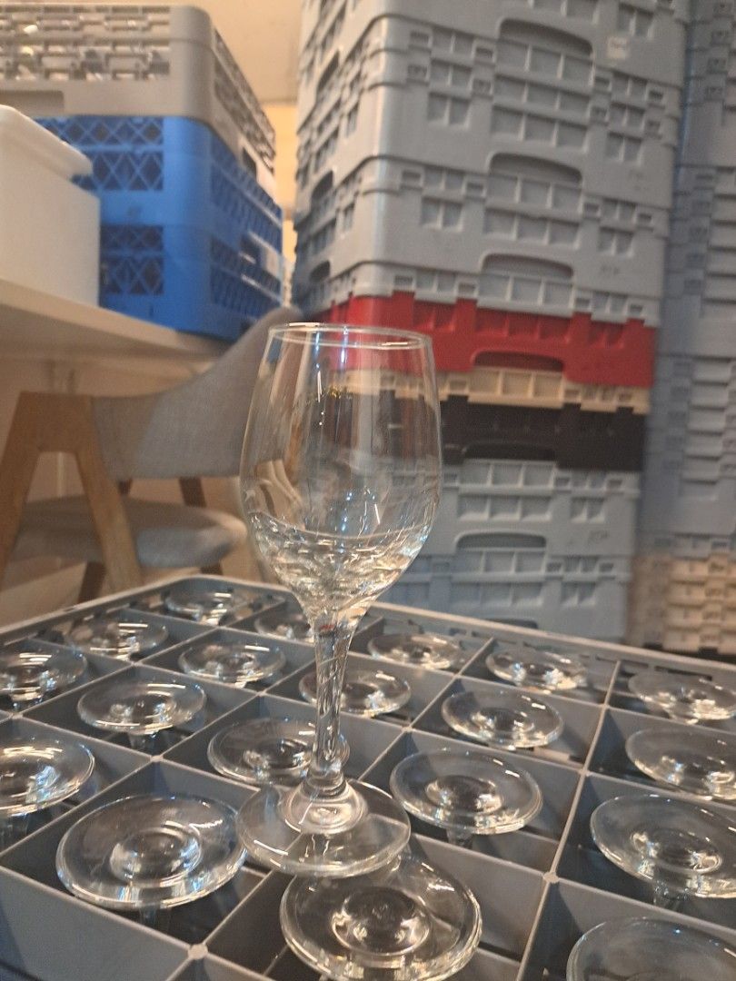 Wine glass440409201700382720