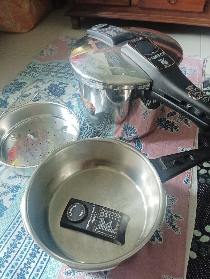 WMF Perfect Pressure Cooker set 6.5l and 3 litres... Excellent condition440163488960368643
