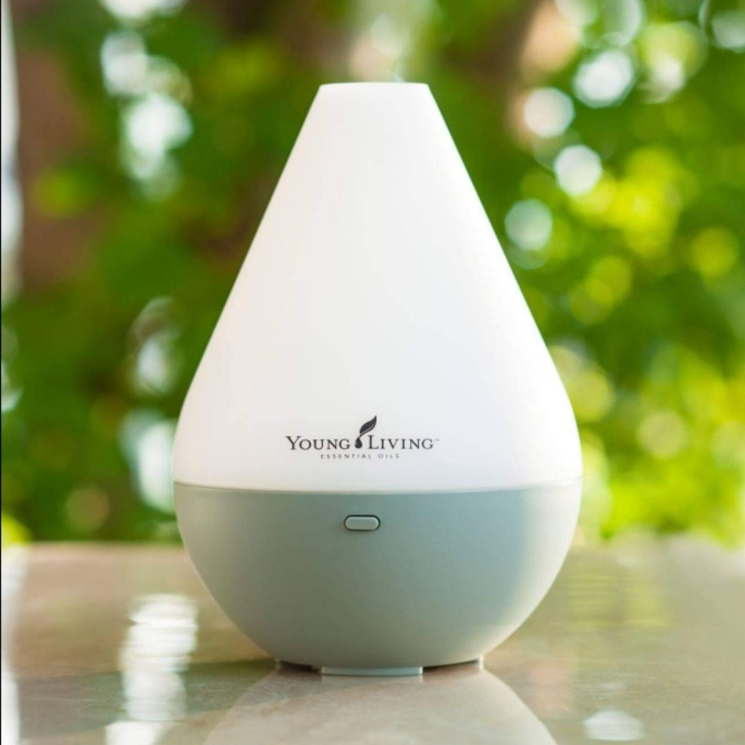 Young Living Dewdrop Essential Oil Diffuser / Humidifier