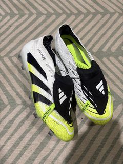 (Category: ) located in . Submitted by zzfootylocker (Listing ID 1429879448, Image 1). Description: .