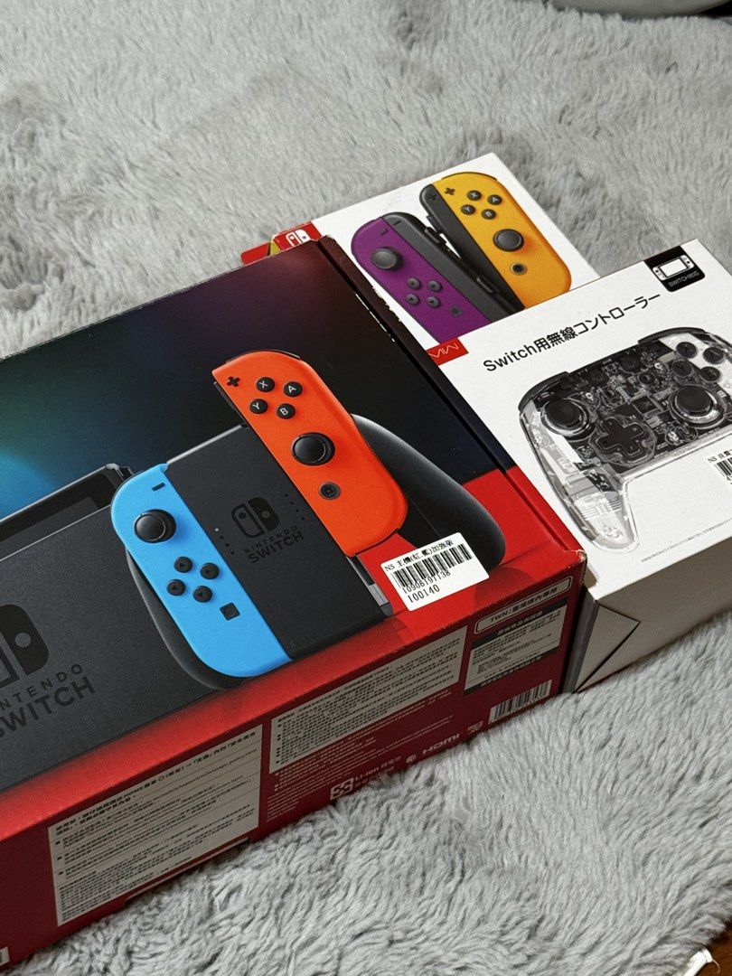 二手 switch NS 主機全套（有保護貼） ＋極新Joy-Con+手把, 電玩遊戲相關, 電玩主機, Nintendo 任天堂在旋轉拍賣