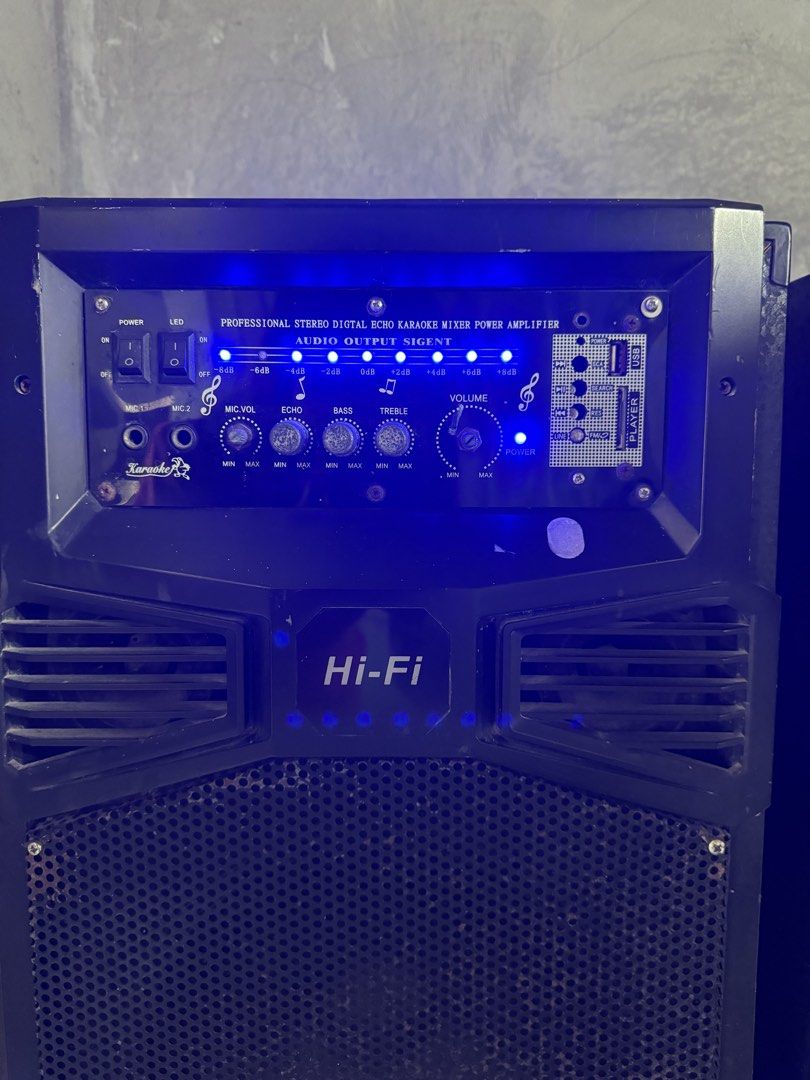 ACE Hi-Fi Speaker Amplifier (Category: Soundbars, Speakers & Amplifiers) located in Caloocan City. Submitted by boneezytates (Listing ID 1429869188, Image 3). Description: Working well. Can send demo video using the speakers You may repaint other parts na may kalawang but overall sound is still okay Negotiable.