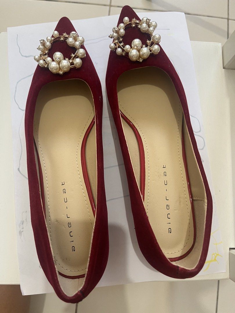 Ainer-Cat Red Flats with Pearl Embellishments (Category: Flats & Sandals) located in Quezon City. Submitted by maix1129 (Listing ID 1429848463, Image 1). Description: Never used.