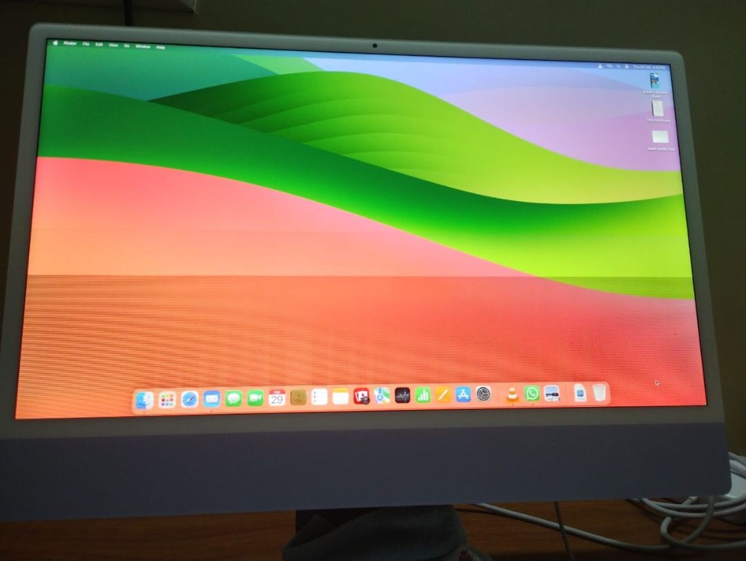 Apple iMac Desktop Computer419592627060756481