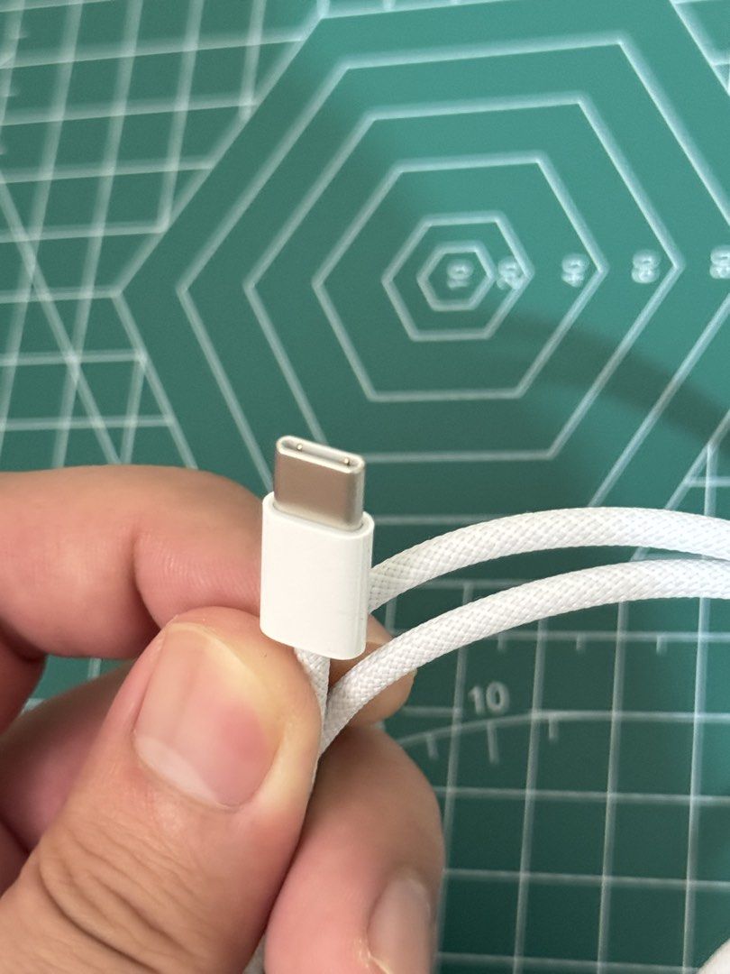 Apple iPhone USB-C Cable (Category: Chargers & Cables) located in Manila. Submitted by marco.21 (Listing ID 1429857756, Image 2). Description: Came from iphone 16 unused! .