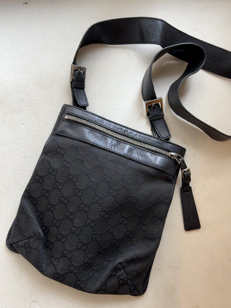 Authentic Gucci GG Supreme Sling Bag (Category: Luxury Bags & Wallets) located in Mandaluyong City. Submitted by wear_your_style (Listing ID 1429892060, Image 2). Description: Made in Italy. Code: 92652 001013 . A rare piece and size! Not sure if this is vintage but it’s maganda. Ang ganda ng size: 8 inches wide and 9 inches long. Canvas body in the iconic GG supreme design and leather details including strap. When measured approx nasa 40 inches 
