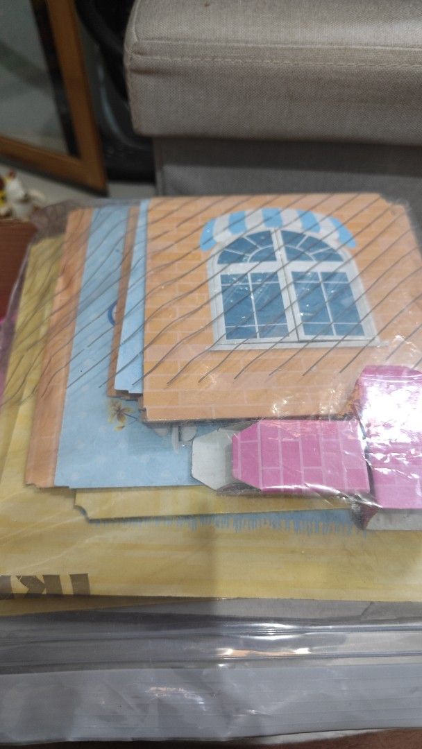 Big Dollhouse with Accessories (Category: Kids Toys) located in Manila. Submitted by skyreva (Listing ID 1429868994, Image 3). Description: Only assembled once. Not really played. original price is 1k plus.