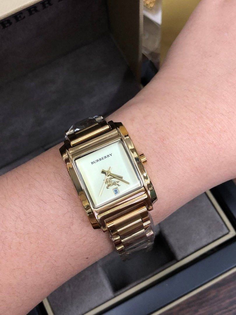 Burberry Gold Watch (Category: Women's Watches) located in Tanauan. Submitted by abbygenil (Listing ID 1429908733, Image 1). Description: US Grade Battery operated Pawnable in selected pawnshop Size: 36mm With box, manual & paperbag 🛍️ .