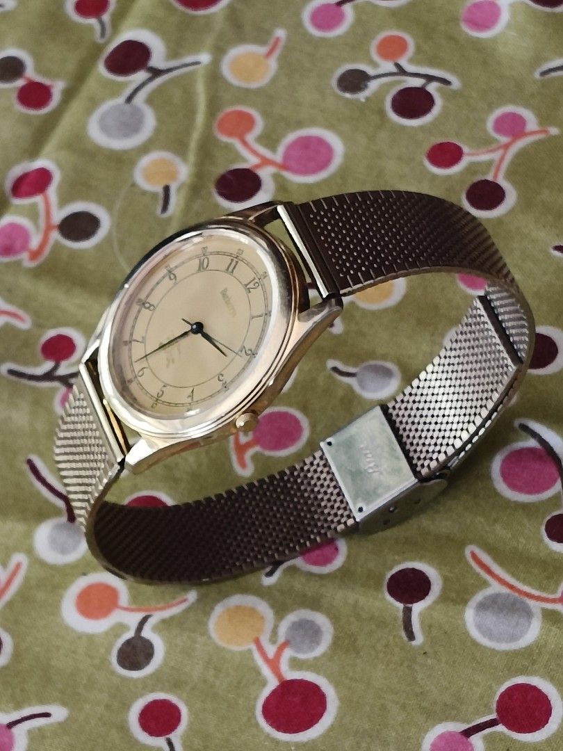 Burberrys Vintage Watch (Category: Luxury Watches) located in La Trinidad. Submitted by beenaged (Listing ID 1429903645, Image 2). Description: BURBERRYS Gold in Steel Watch by CITIZEN (replace strap for desired size and design or not) Newly replaced battery Excellent condition (scratchless crystal) Price 4880 Location Baguio City Shipping Nationwide PM for additional questions... Tnx2 .