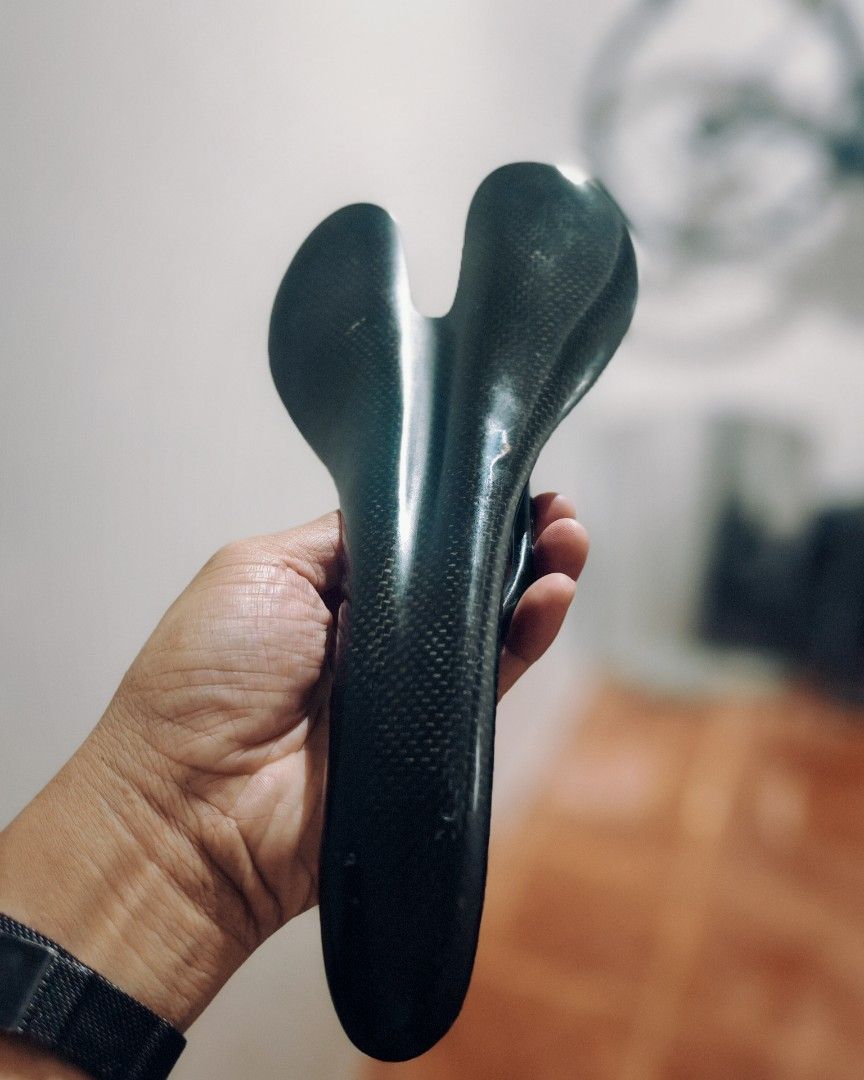 Carbon Fiber Bike Saddle (Category: Bicycles) located in Valenzuela. Submitted by mendozagz (Listing ID 1429927283, Image 1). Description: Carbon Fiber Bike Saddle.