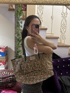 (Category: ) located in . Submitted by clothesbyaly (Listing ID 1429884926, Image 1). Description: .