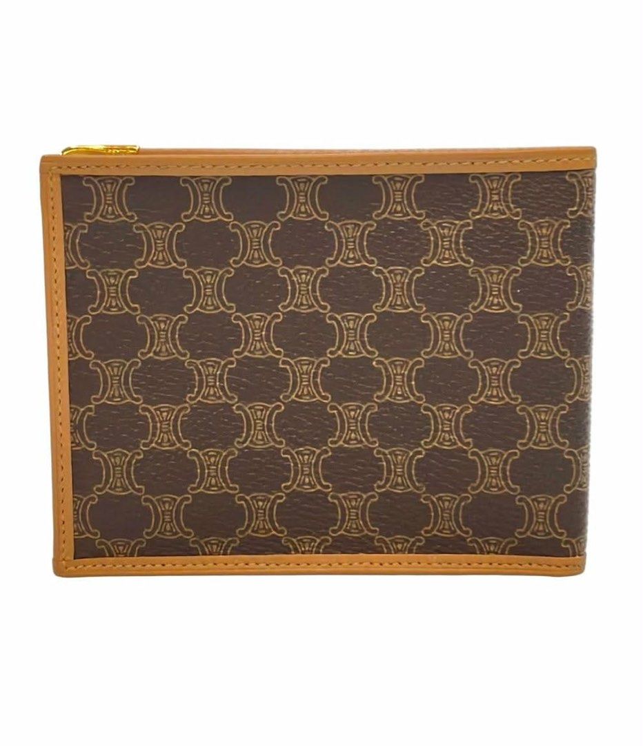 Celine Bi-fold Macadam Men's Wallet (Category: Luxury Bags & Wallets) located in Muntinlupa City. Submitted by bff_findsph (Listing ID 1430018977, Image 2). Description: Rank B Slight tarnishing on metal parts Scratches and stains on the interior Fabric lifting and scratches inside the bill compartment Peeling on the clear pocket Guaranteed Authentic 📅 Arriving: May 10, 2026 • 50% downpayment reserves your bag •Settle the remaining balance upong